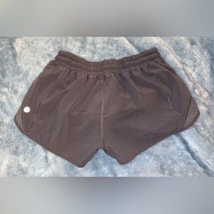Lululemon Hotty Hot shorts (2.5 inch inseam)